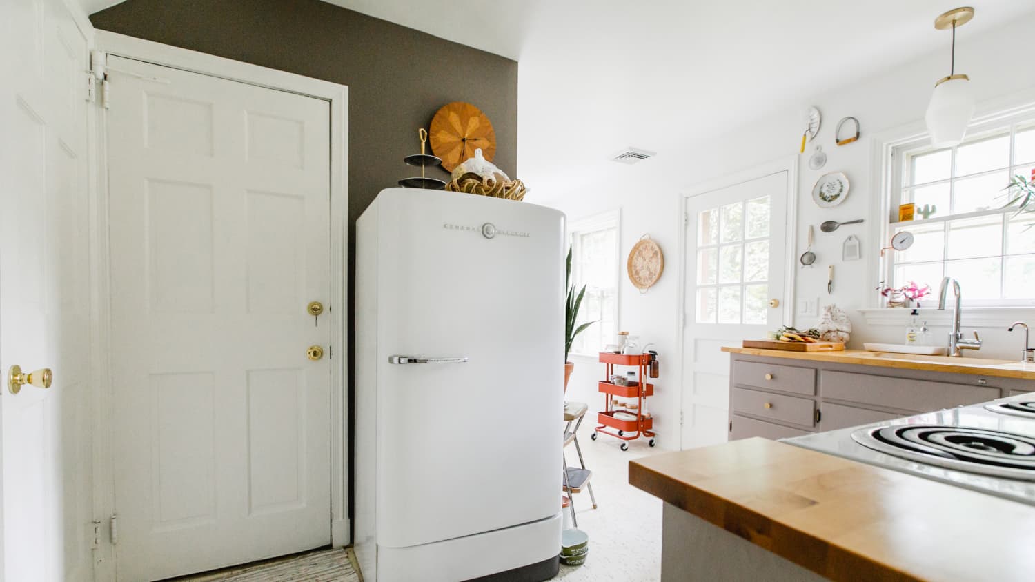 Best apartment sales size fridge